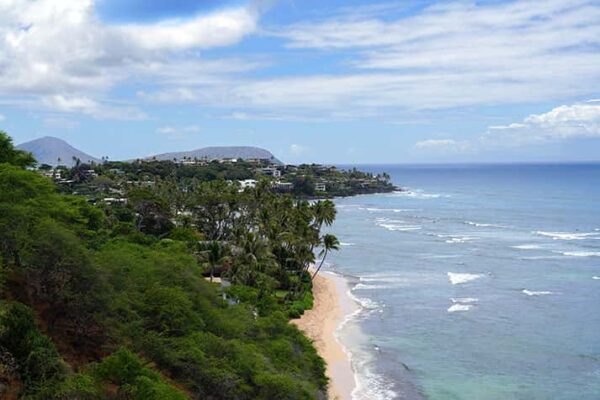 Scenic coast view in Honolulu Hawaii